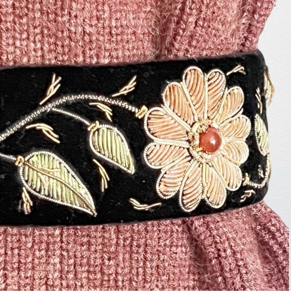 Vintage Hand Crafted Artsy Boho Black Floral Zardozi Velvet Waist Belt SZ OSFM main image 5